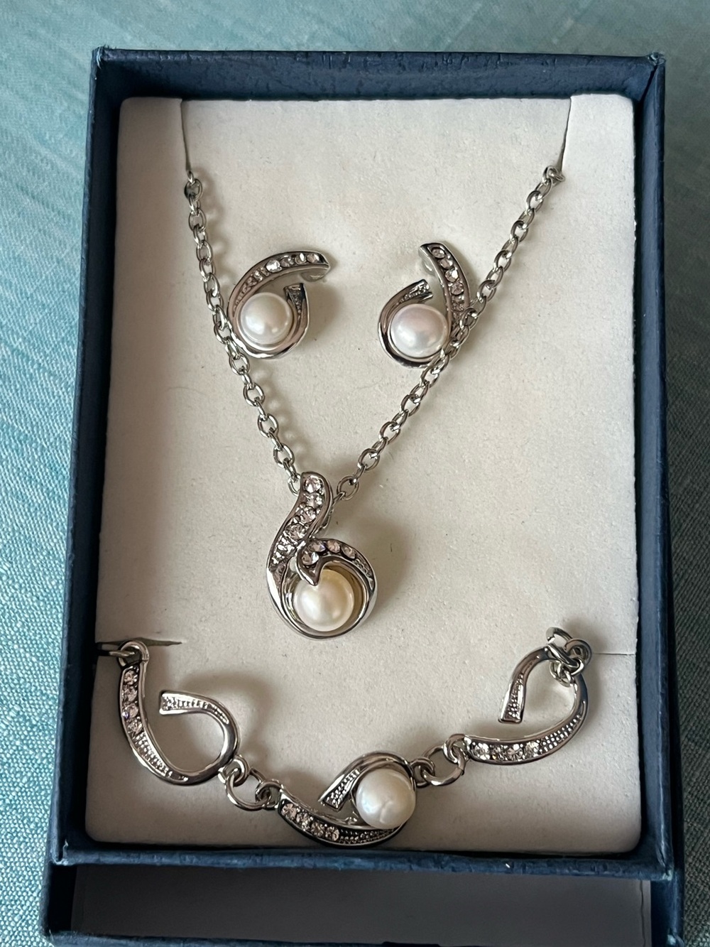 NIB silver tone faux pearl and CZ necklace, bracelet earrings set